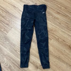 Like new Gymshark Camo Adapt Animal size small